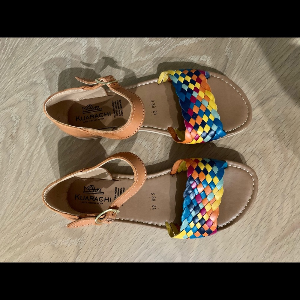Huarache - Picture 2 of 3